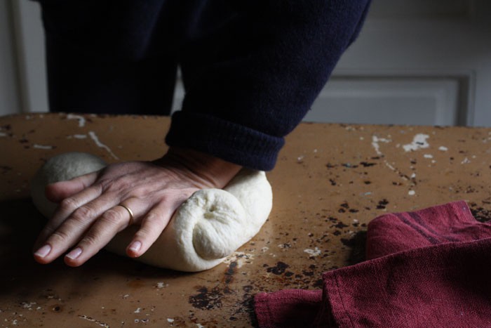 Kanelbullar: brioches svedesi alla cannella per Natale